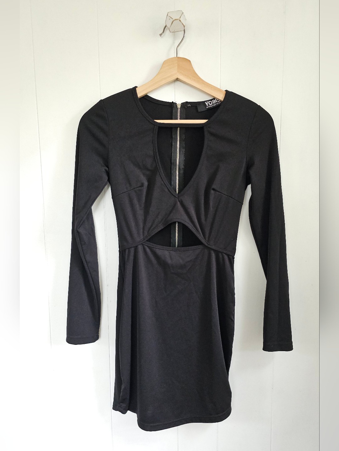 Yoins Long Sleeve Cutout Bodycon Dress